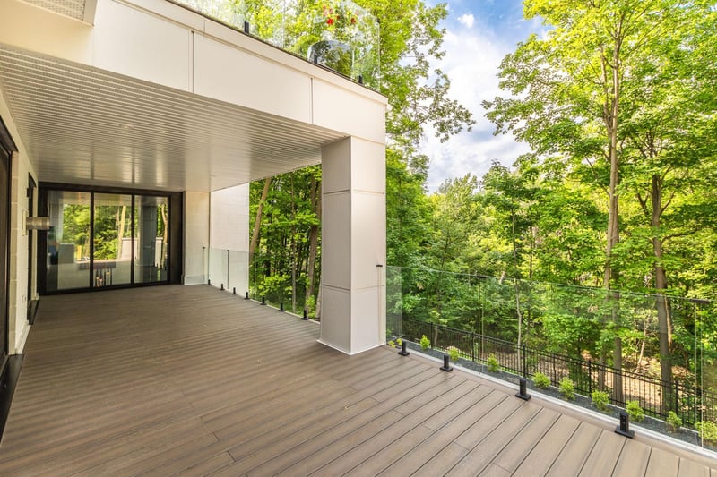 Luxury estate at 757 Rue des Chardonnerets, Mont-Saint-Hilaire, QC — photo 29
