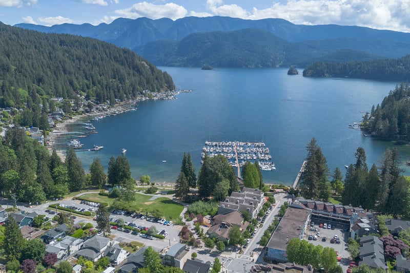 2-bedroom luxury home in 2151 Banbury Road, North Vancouver, BC