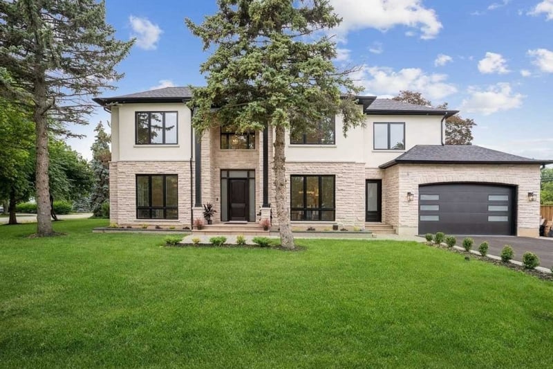 Luxury estate at 297 Savoy Crescent, Oakville — photo 1