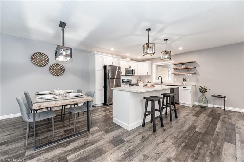 Luxury estate at 36 Ann Street S, Clifford — photo 17