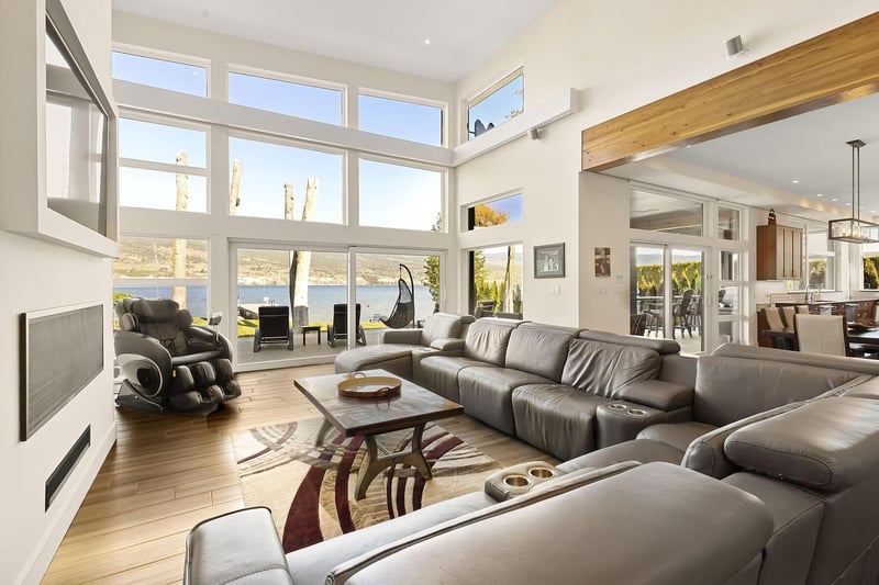 Luxury estate at 704 Stonor Street, Summerland, BC — photo 7