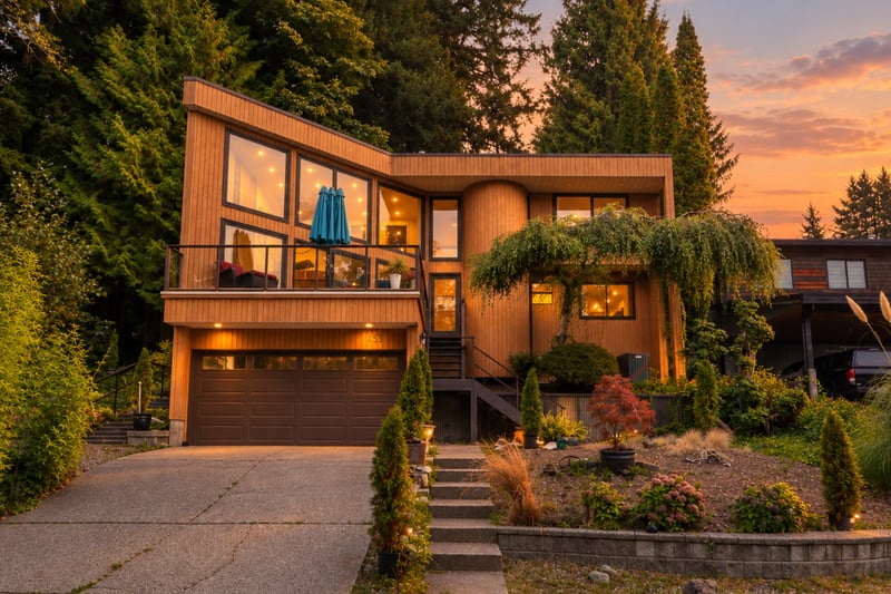 Luxury estate at 159 Roe Drive, Port Moody, BC — photo 2