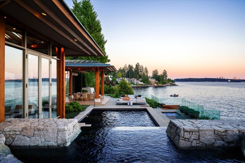 Luxury estate at West Bay, West Vancouver, BC — photo 23