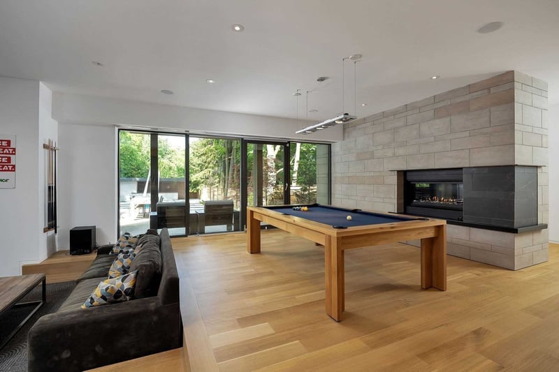 Luxury estate at 11 North Drive, Toronto — photo 17