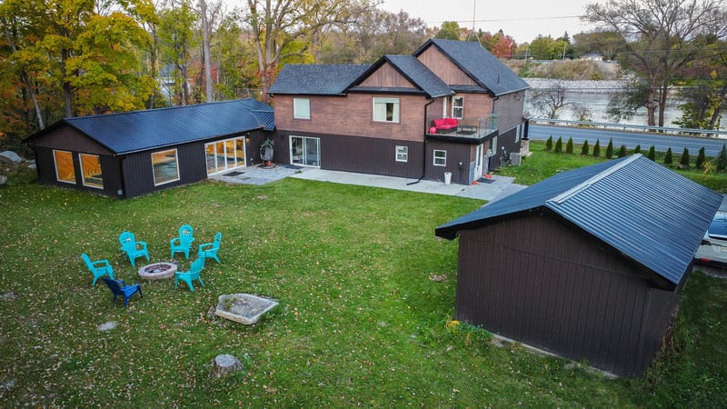 Luxury estate at 824 Trenton Frankford Road, Quinte West, ON — photo 7