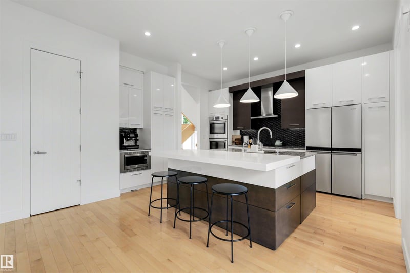 Luxury estate at 14505 Summit Drive Northwest, Edmonton, AB — photo 10