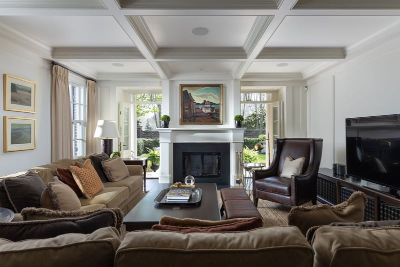 Luxury estate at 472 Gage Street, Niagara-on-the-Lake, ON — photo 3