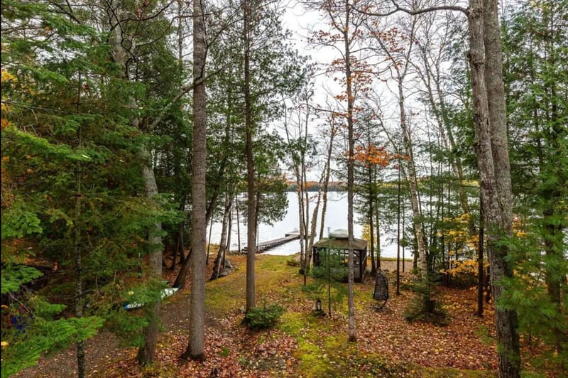 Luxury estate at N Menominee Lk Rd, Huntsville, ON — photo 15