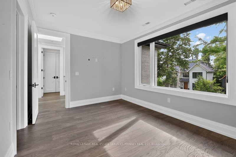 Luxury estate at 533 Carson Lane, Oakville, ON — photo 27