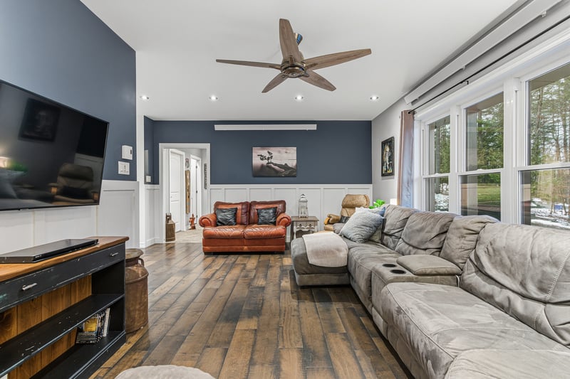 Luxury estate at 265 Rue Rosedale, Ayer's Cliff, QC — photo 14