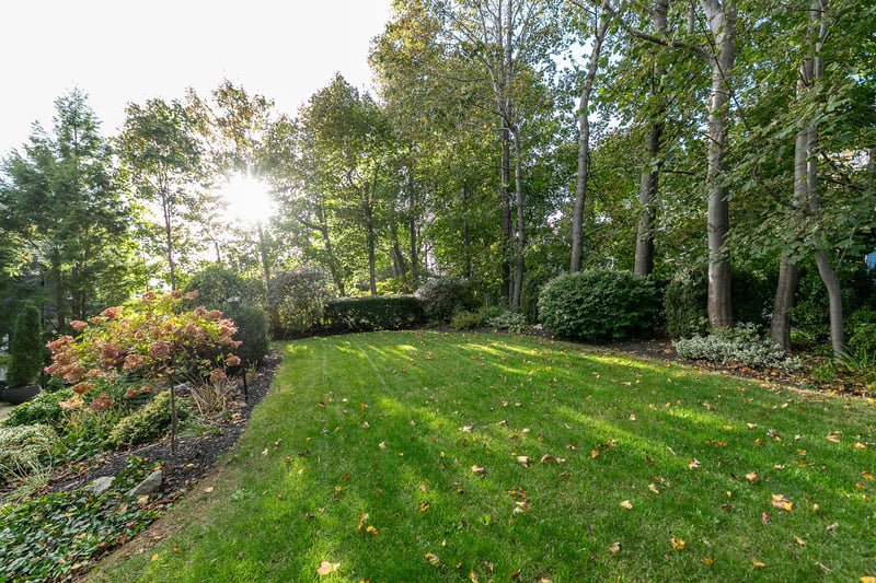 Luxury estate at 6207 Regina Terrace, Halifax, NS — photo 45