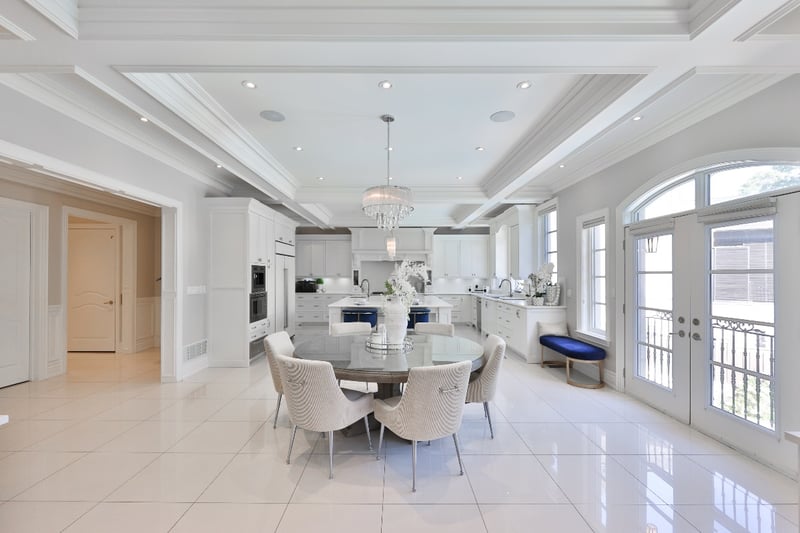 Luxury estate at 1459 Stavebank Road, Mississauga, ON — photo 18