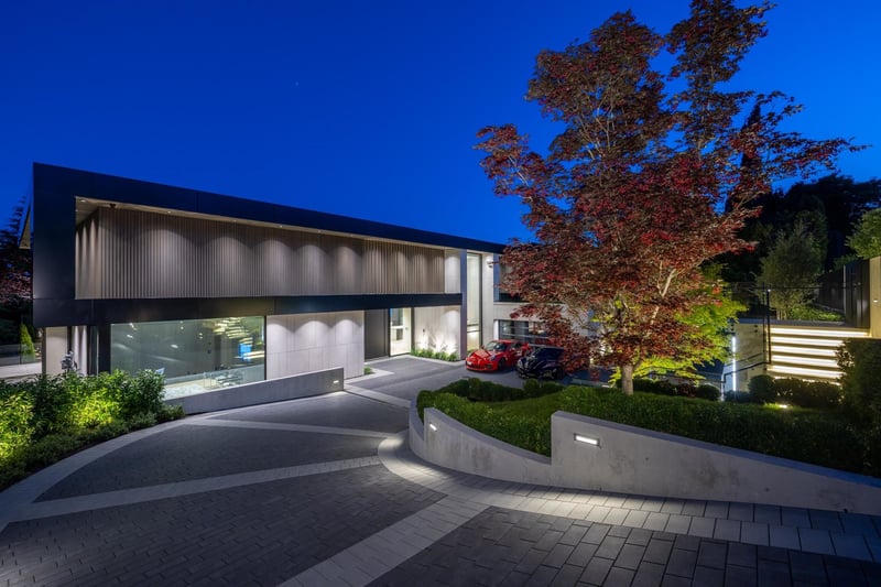 Luxury estate at 690 Knockmaroon Road, West Vancouver, BC — photo 5