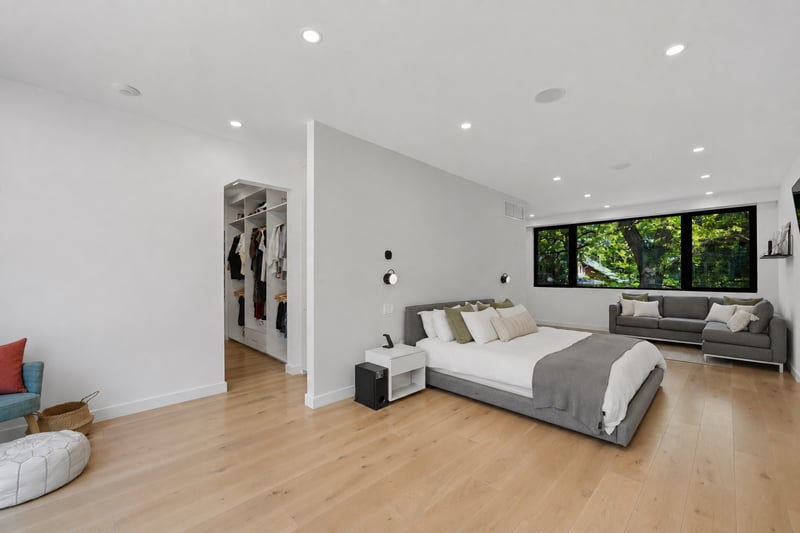 Luxury estate at 128 Lyndhurst Avenue, Toronto, ON — photo 17