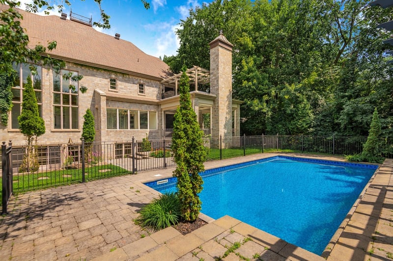 Luxury estate at 708 Rue des Châtaigniers, Boucherville, QC — photo 33