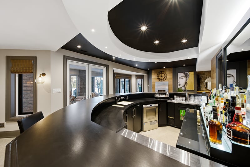 Luxury estate at 3205 Highpoint Court, Burlington, ON — photo 29