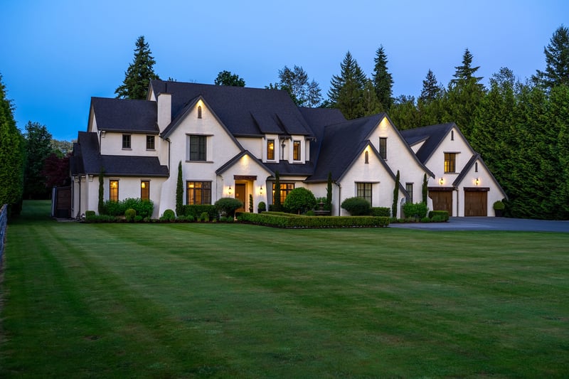 8-bedroom luxury home in 7670 240 Street, Langley Township, BC