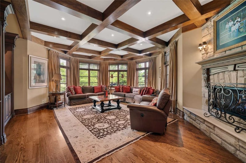 Luxury estate at 76 Scotch Valley Drive, King City — photo 6