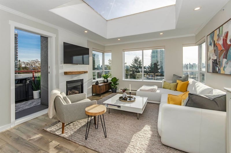 Luxury estate at 120 2nd Street East, North Vancouver, BC — photo 17