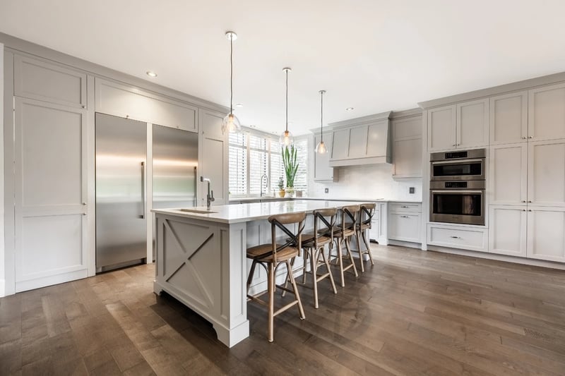 Luxury estate at 688 Rue de la Futaie, Boucherville, QC — photo 3