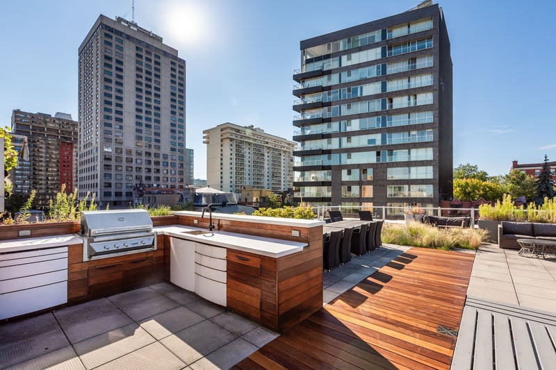 Luxury estate at 828 Rue Sherbrooke Est #700, Montréal, QC — photo 23