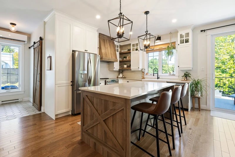 Luxury estate at 303 Rue Bergeron Est, Granby, QC — photo 15
