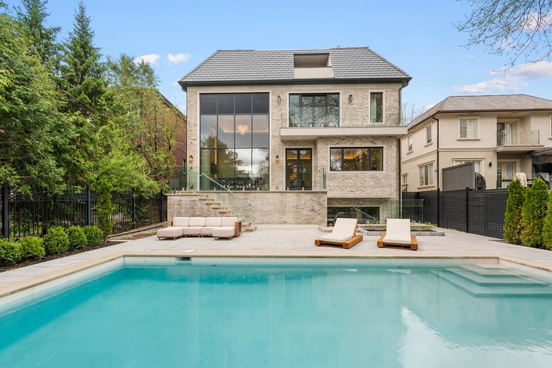 Luxury estate at 117 Yonge Boulevard, Toronto, ON — photo 23
