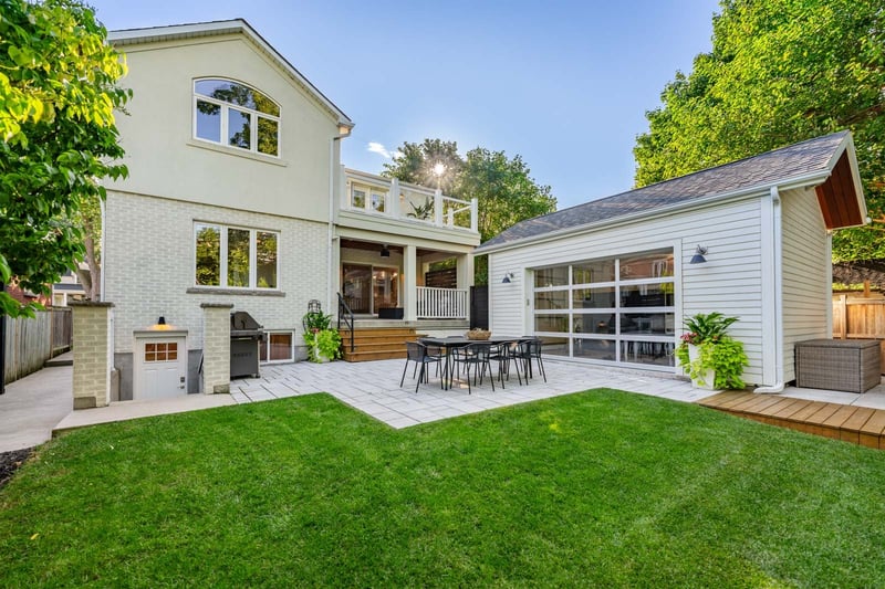 Luxury estate at 505 Burlington Avenue, Burlington, ON — photo 37
