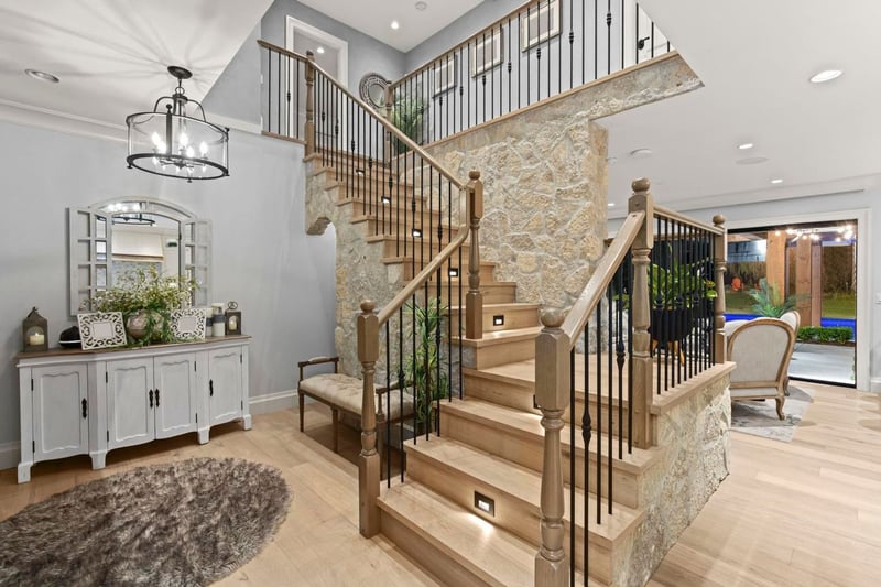 Luxury estate at 2669 171 Street, Surrey, BC — photo 10