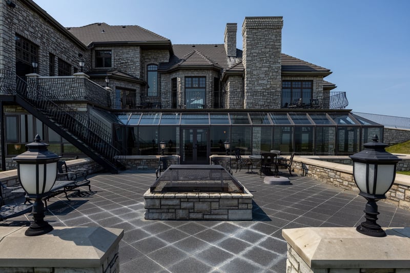 Luxury estate at 240046 Township Road 284, Kneehill County, AB — photo 32