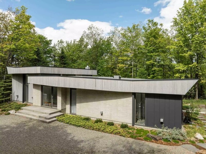 Luxury estate at 15 Chemin du Hibou, Eastman, QC — photo 62