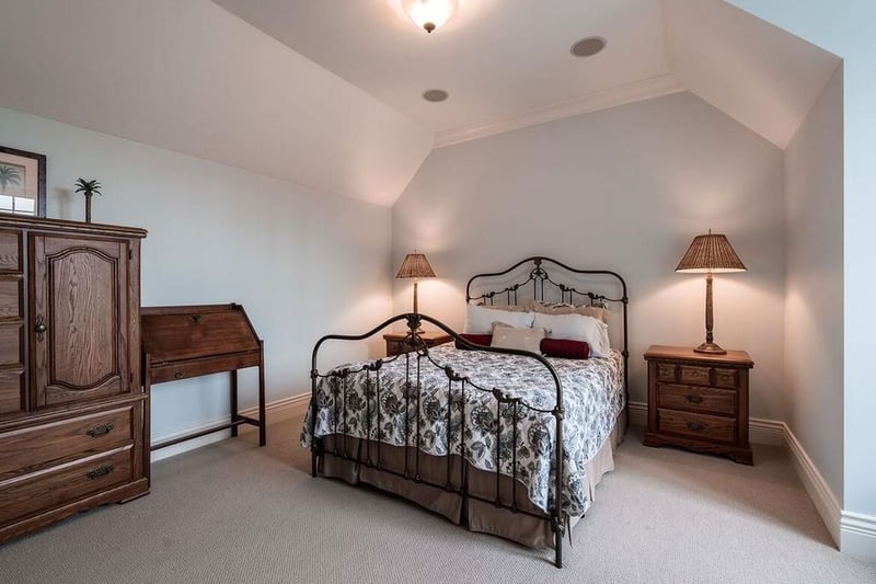 Luxury estate at 136 Deerview Lane, Anmore, BC — photo 20