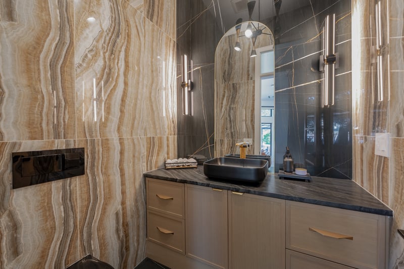 Luxury estate at 15401 78 Avenue, Surrey, BC — photo 11