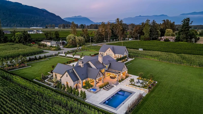 Luxury estate at 48150 Kitchen Hall Road, Chilliwack, BC — photo 4