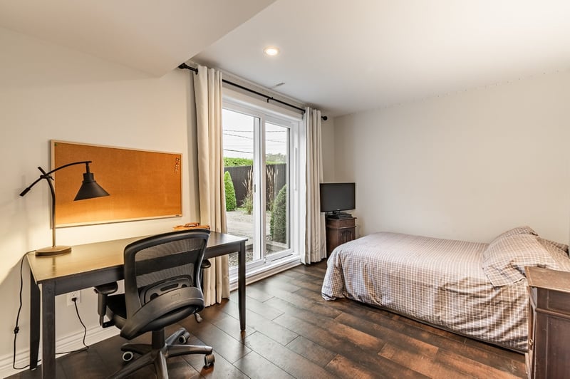 Luxury estate at 3800 Rue Martinique, Brossard, QC — photo 16