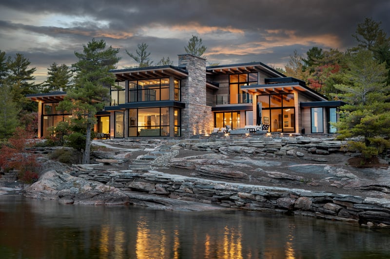 Luxury estate at Canada — photo 1