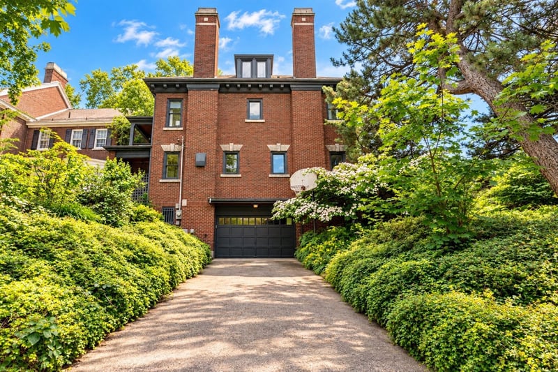 Luxury estate at 5 Undercliffe Avenue, Hamilton, ON — photo 5