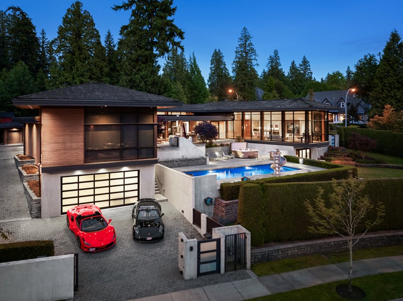 Luxury estate at 13677 32 Avenue, Surrey, BC — photo 13