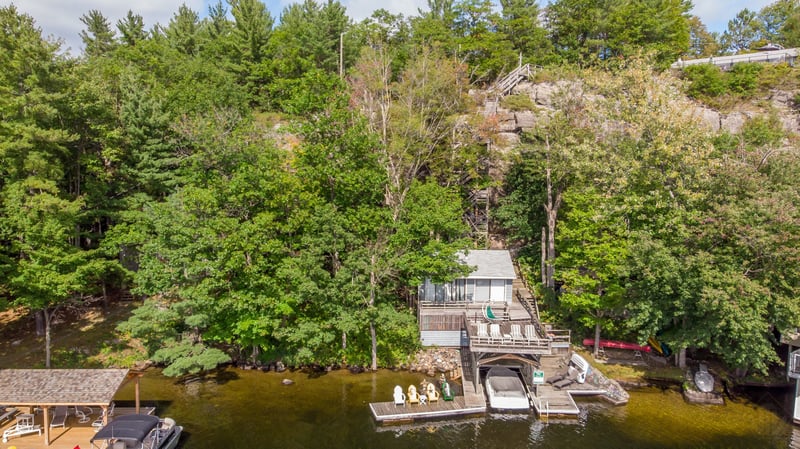 Luxury estate at 1059 Old Portage Road, Gravenhurst — photo 20