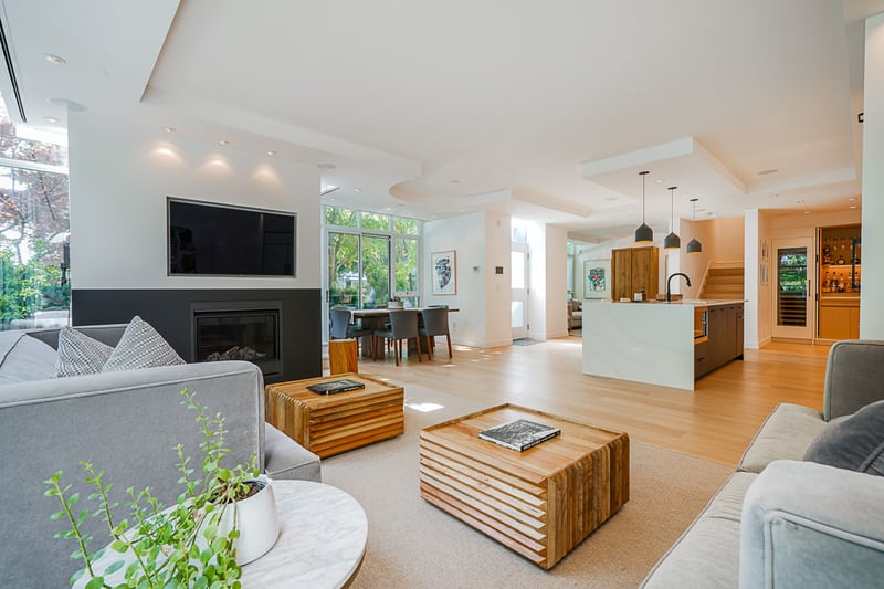 Luxury estate at 403 Beach Crescent, Vancouver, BC — photo 12