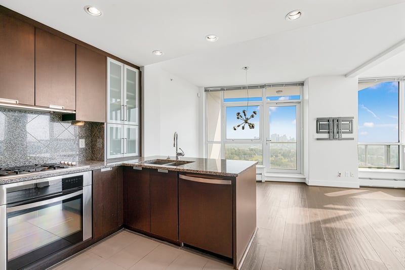 Luxury estate at 99 Spruce Place Southwest #2102, Calgary, AB — photo 19