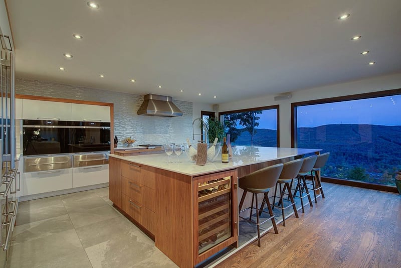 Luxury estate at 280 Rue de la Grande-Corniche, Sainte-Adele — photo 5
