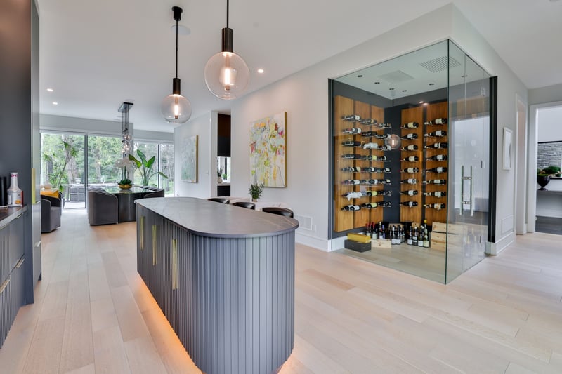 Luxury estate at 1102 Crestview Street, Oakville, ON — photo 19