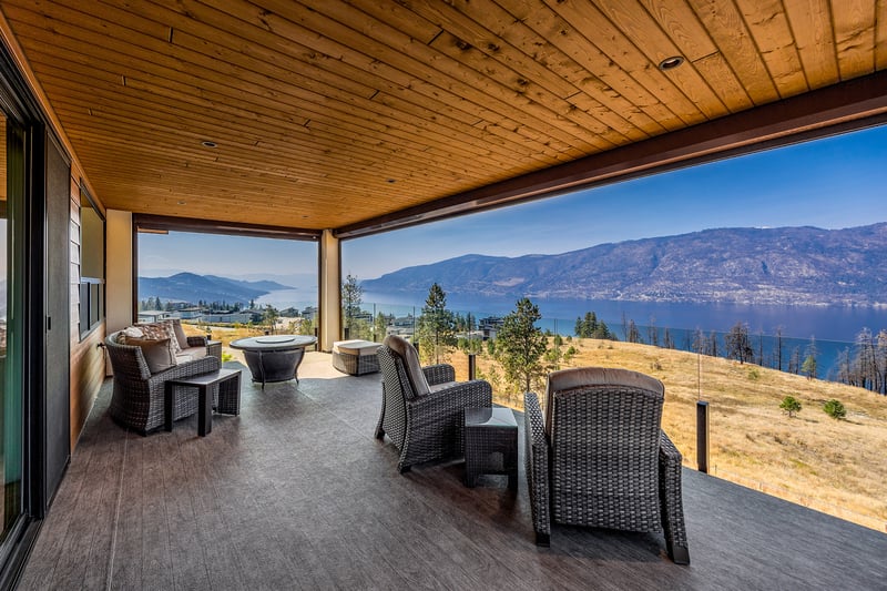 Luxury estate at 9814 Beacon Hill Crescent, Lake Country, BC — photo 9