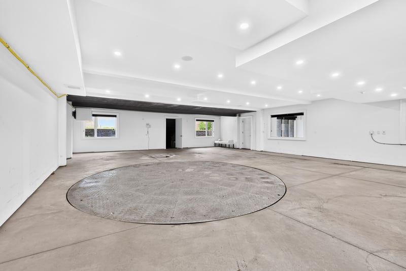 Luxury estate at 533 Carson Lane, Oakville, ON — photo 43