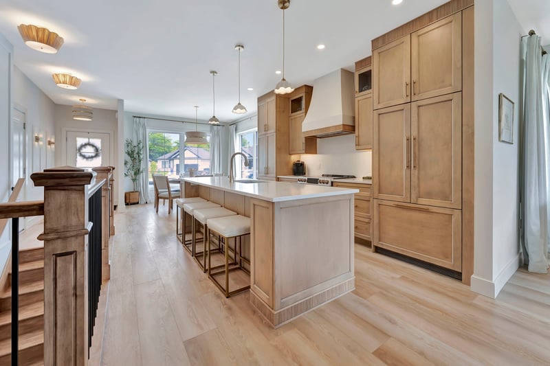 Luxury estate at 10 Macneil Court, Port Burwell, ON — photo 14