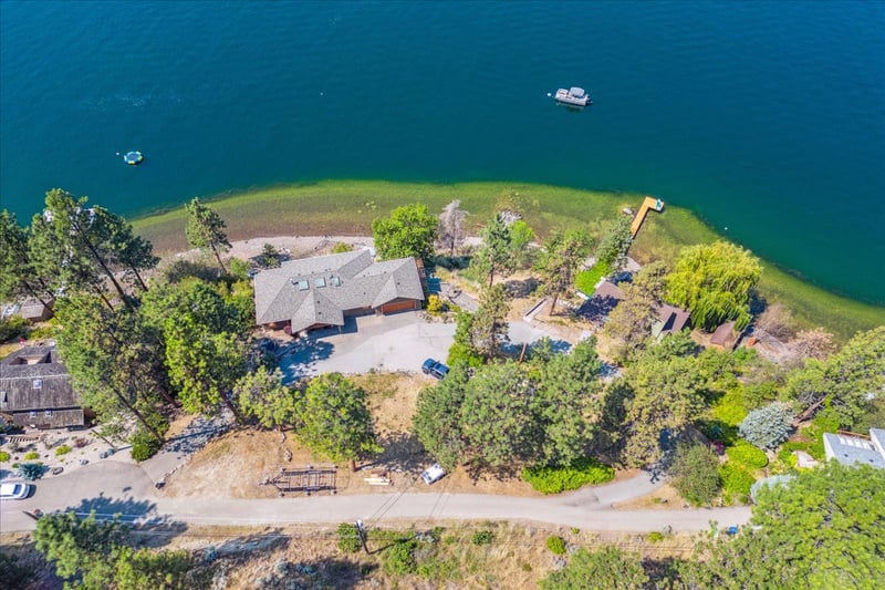 Luxury estate at 2650 Dubbin Road, Kelowna, BC — photo 4