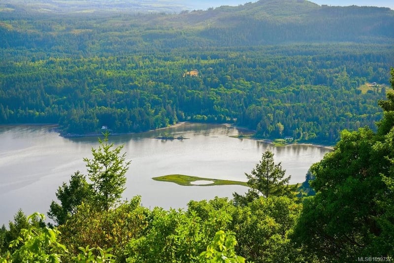 Luxury estate at 5175 Aho Road, Ladysmith, BC — photo 9