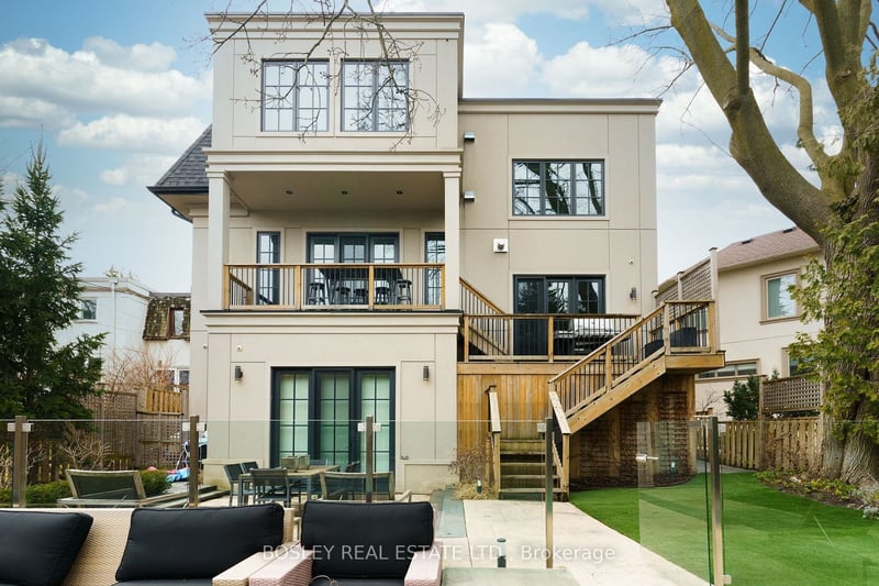 Luxury estate at 47 De Vere Gardens, North York, ON — photo 14