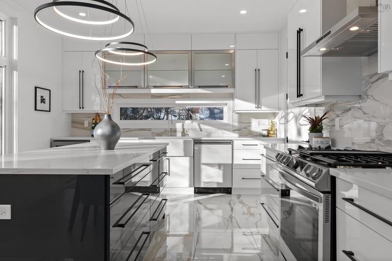 Luxury estate at 1020 Bellevue Avenue, Halifax, NS — photo 12